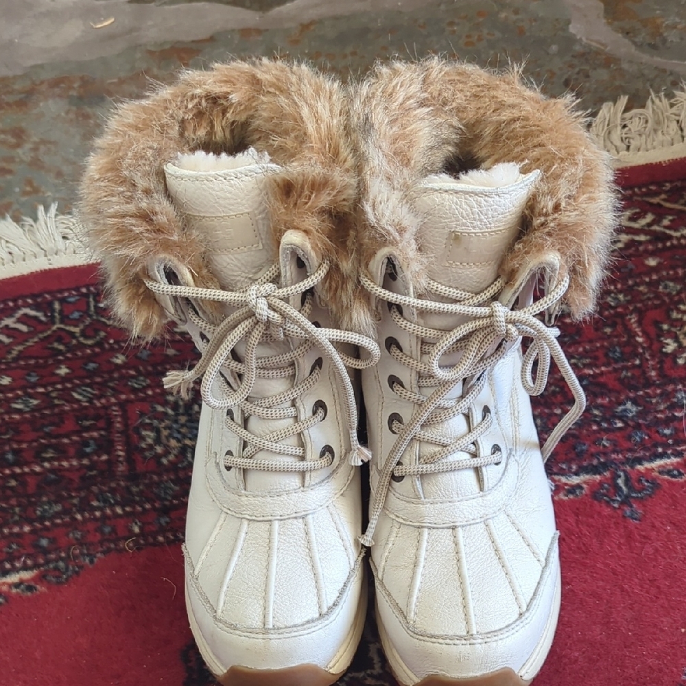 UGG Cream and Brown Winter Boots with Lace-Up Design